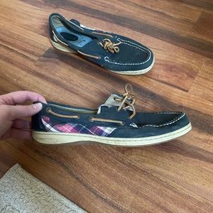 Sperry topsiders